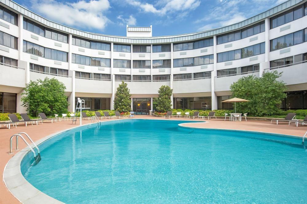 Sheraton Reston Luaran gambar