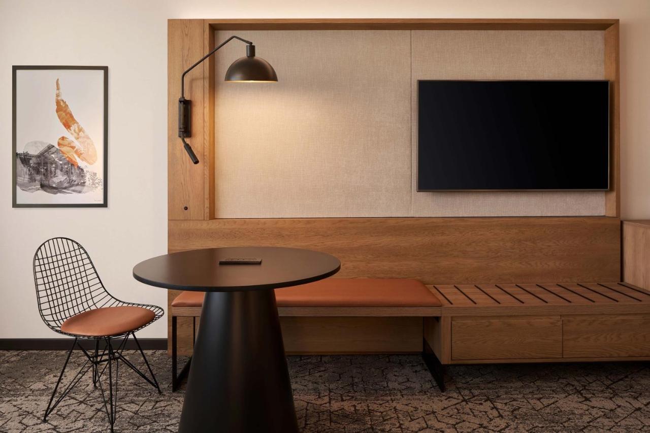 Sheraton Reston Luaran gambar
